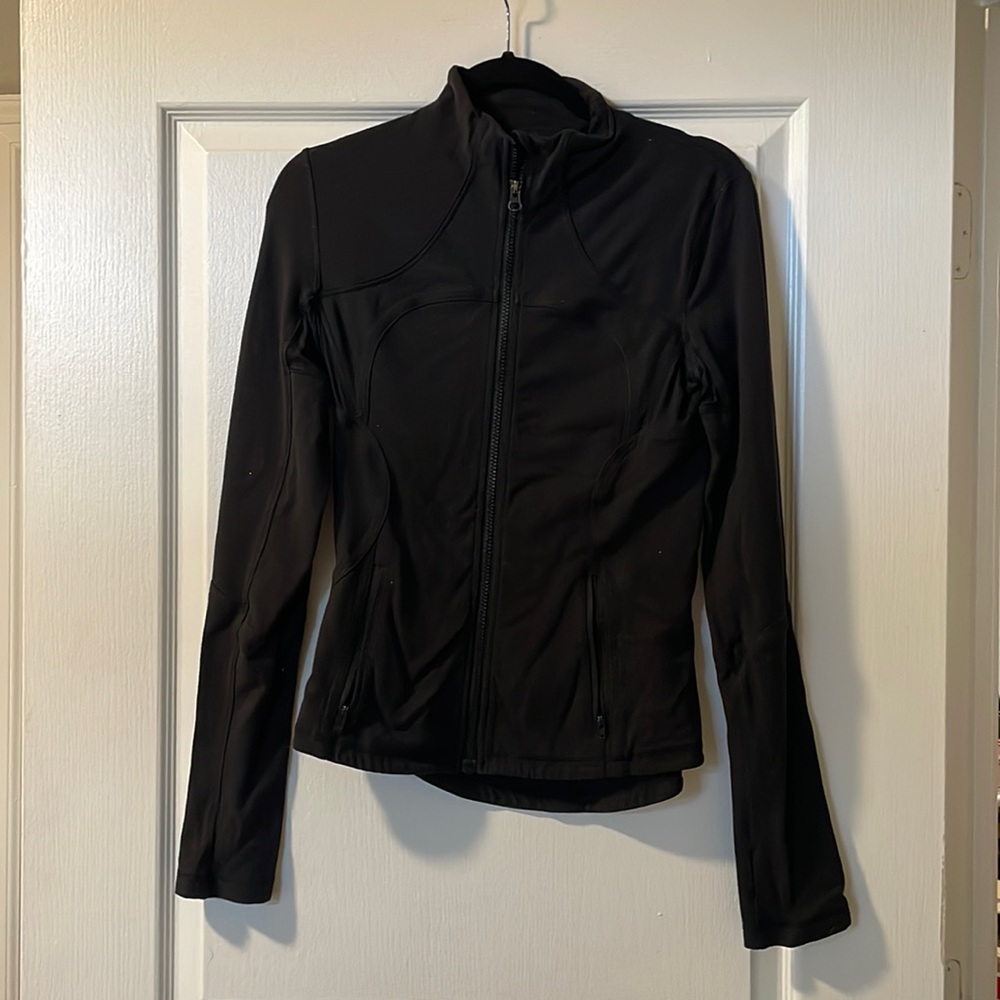 LULU LEMON JACKET